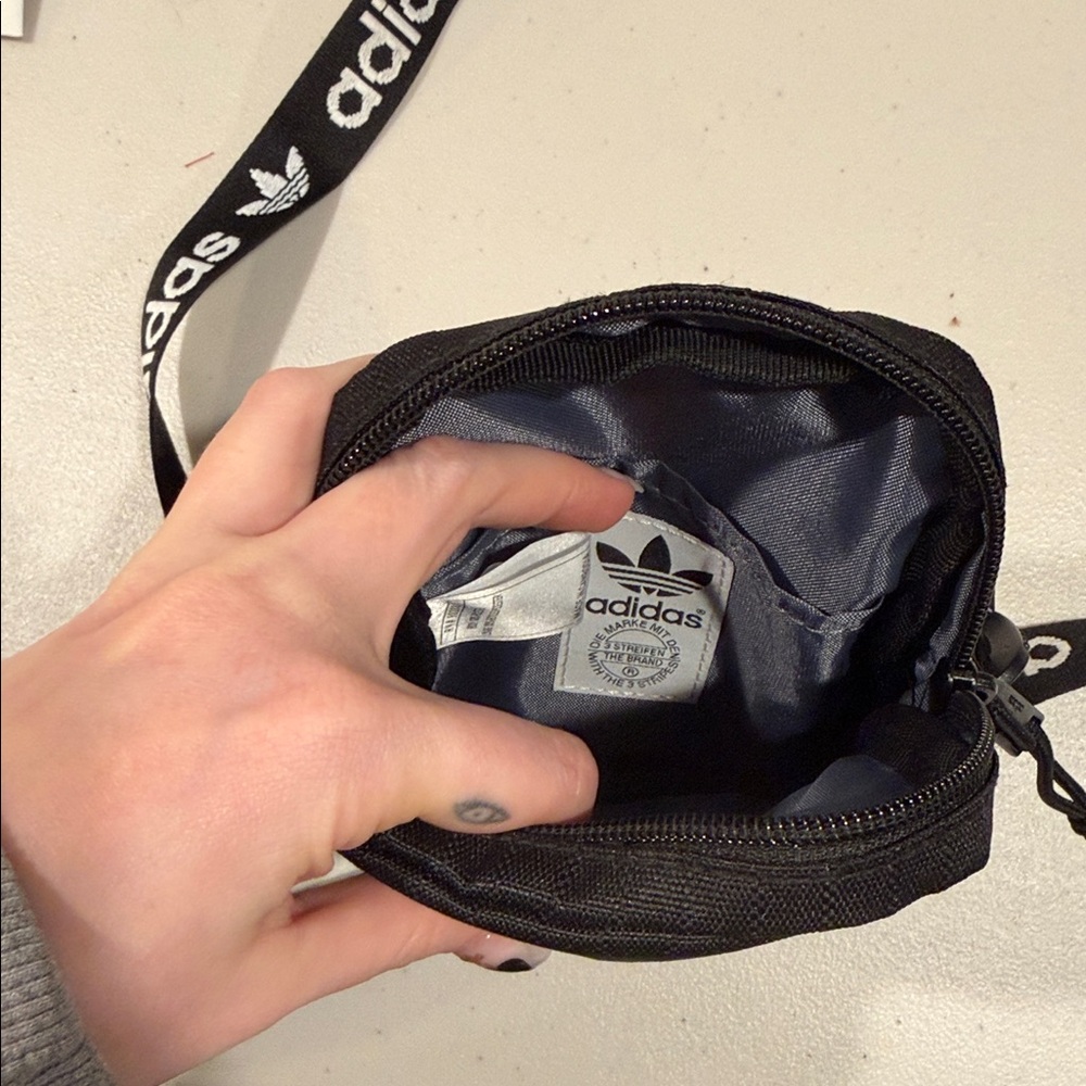 Adidas Black Belt Bag with Logo Strap - Picture 4 of 4